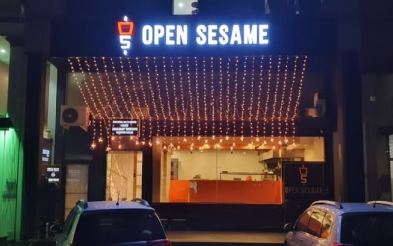 Best Breakfast Places in Lahore
