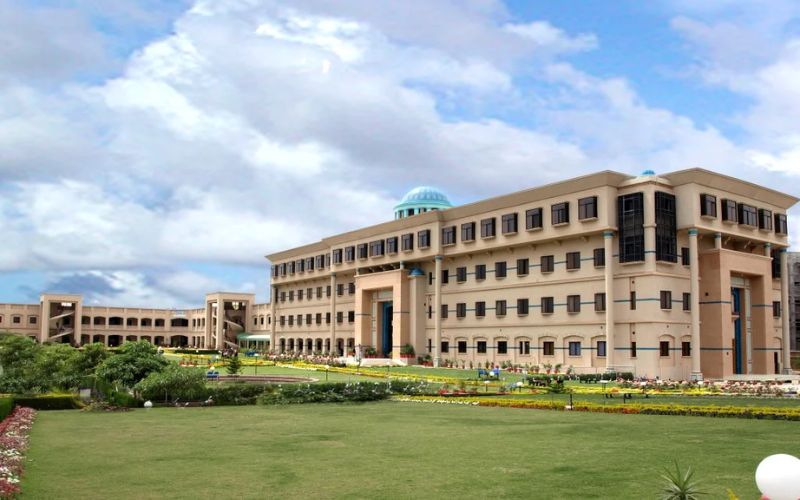 fast university islamabad