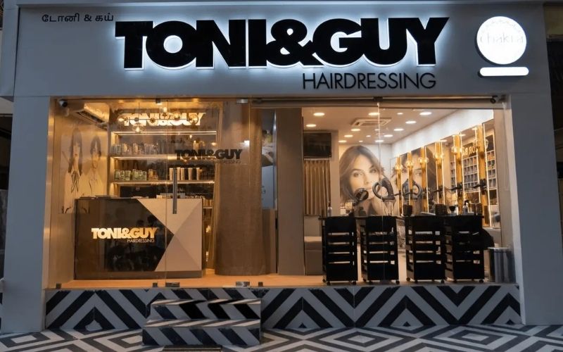 Best Salons in Lahore
