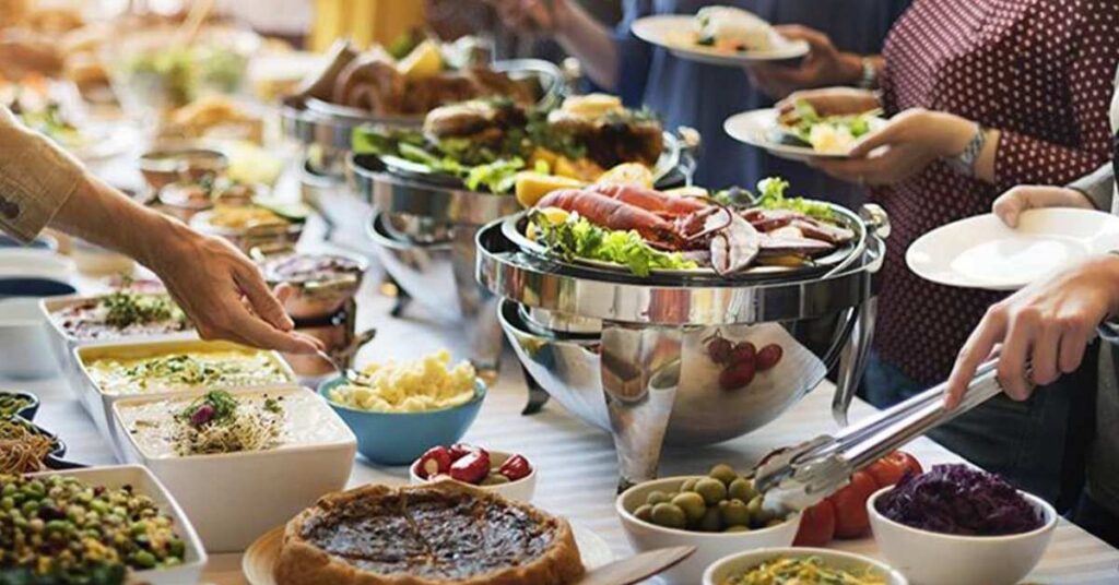 top 10 buffet restaurants in lahore every foodie must try