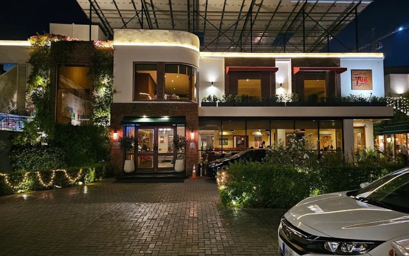 english tea house multan