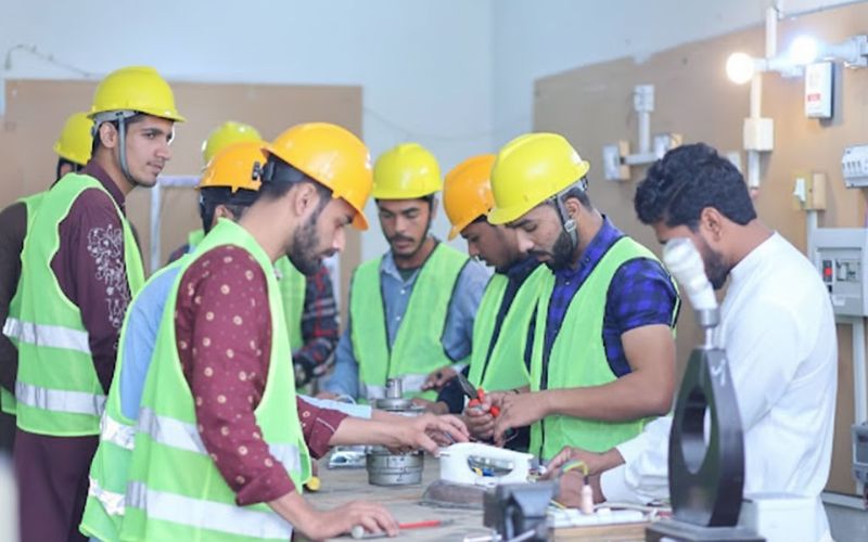 noor college of technology, multan