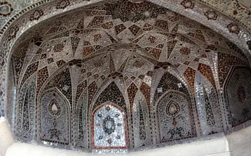 sheesh mahal & notable structures