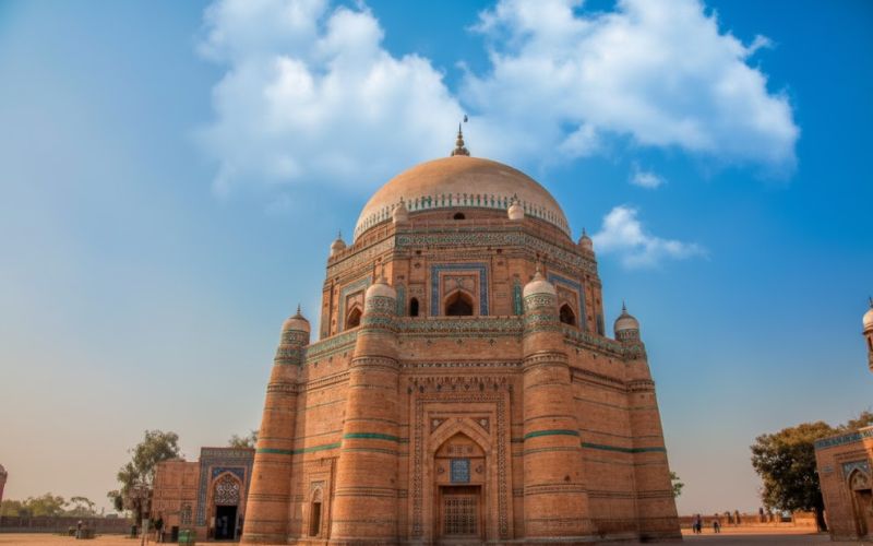 tomb of hazrat shah rukn e alam