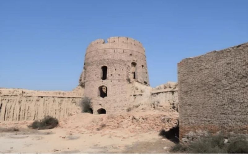 unique desert architecture