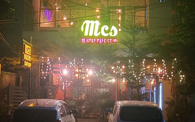 multan cafe stop