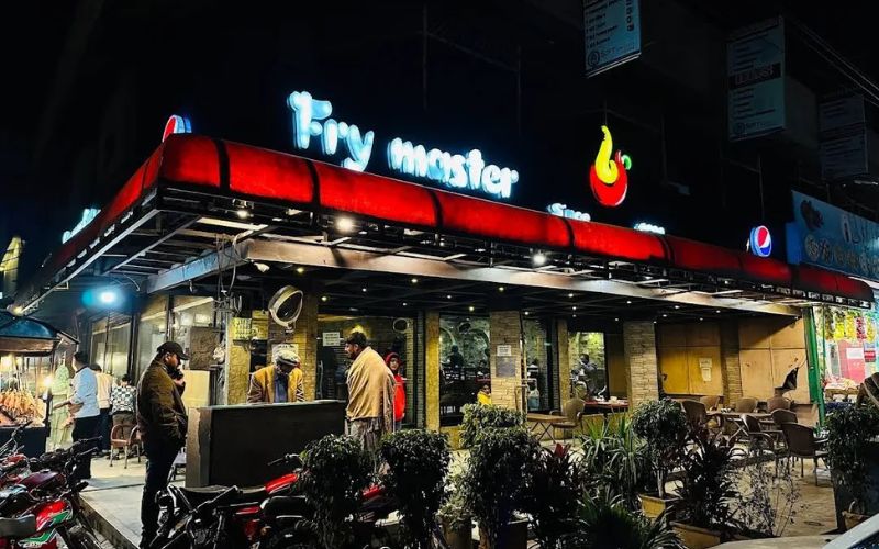 FRY MASTER Restaurant