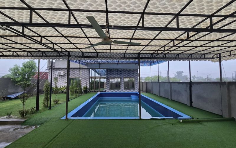 Family Pool