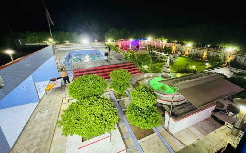 Mian Swimming Pool and Farmhouse